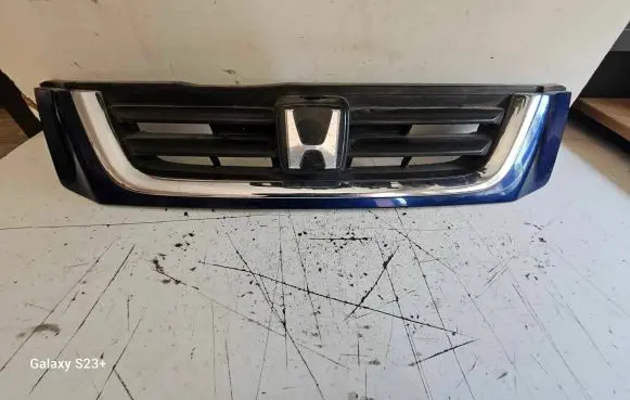 Honda CR-V Front grill 75101S100000