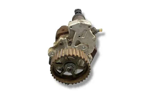 Renault Laguna II Fuel injection high pressure pump 8200256255 8200659766 0445010087