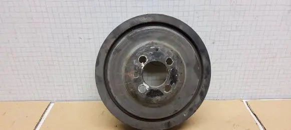 Mitsubishi Outlander Crankshaft pulley 03G105243