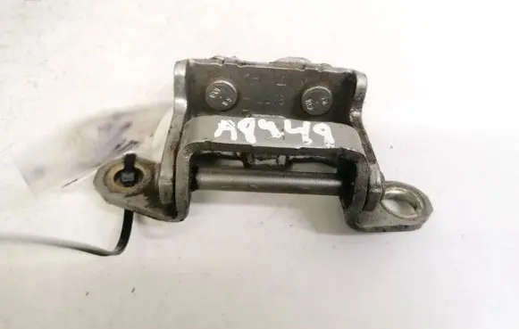 Nissan Primera Tailgate/trunk/boot hinge