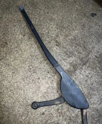 BMW 5 E39 Front wiper blade arm 8209880