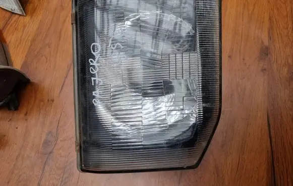 Mitsubishi Pajero Headlight/headlamp 08-214-1120R