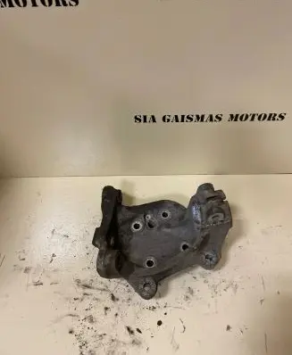 BMW 1 E81 E87 Front wheel hub 6764444