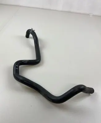 Volvo XC90 Engine coolant pipe/hose 31338302