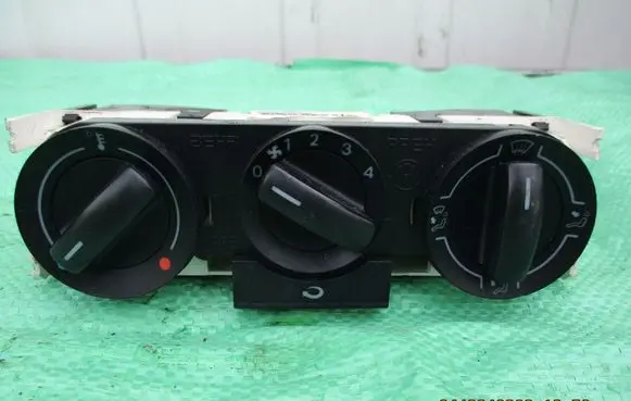 Volkswagen Polo Climate control unit 6Q0819045P
