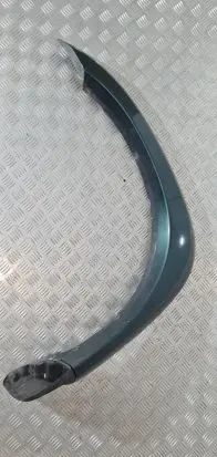 Isuzu D-Max Front arch trim 