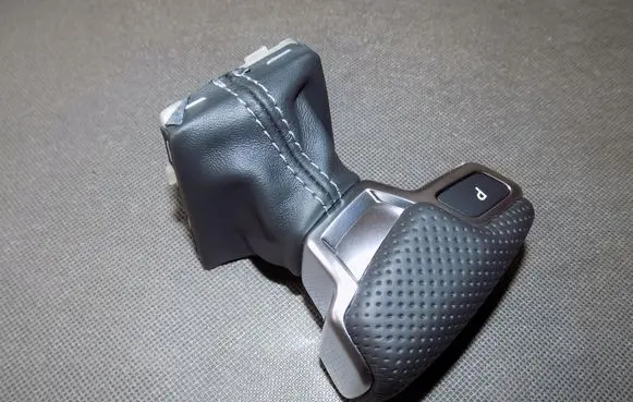 Audi RS5 Gear lever shifter trim leather/knob 100103334