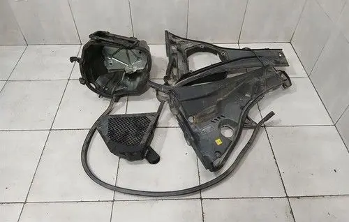 Ferrari Purosangue Engine cover (trim)