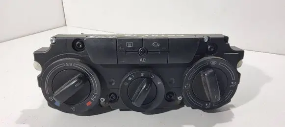 Skoda Octavia Mk2 (1Z) Climate control unit