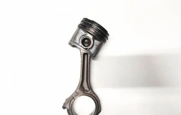 Audi A4 S4 B6 8E 8H Piston with connecting rod