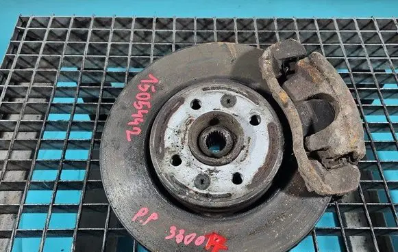 Renault Kangoo I Front wheel hub spindle knuckle IMPRK1505442
