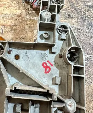 Tail light part