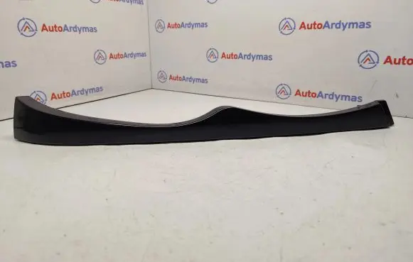 Under headlight/headlamp trim
