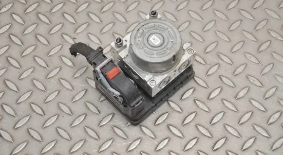 Volkswagen Golf VIII ABS Pump 5WA614517BL