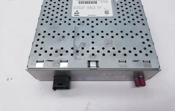 Mercedes-Benz C W205 HiFi Audio sound control unit A2229008911