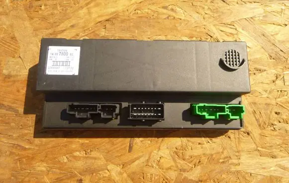 Citroen C8 Door control unit/module 1488780080