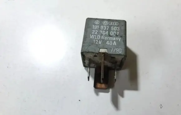 Volkswagen Transporter - Caravelle T4 Other relay 191937503 22204007