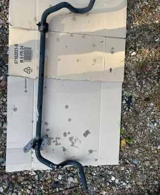 Front anti-roll bar/sway bar