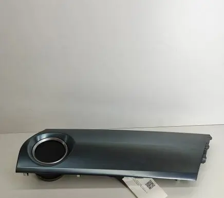 Dashboard glove box trim