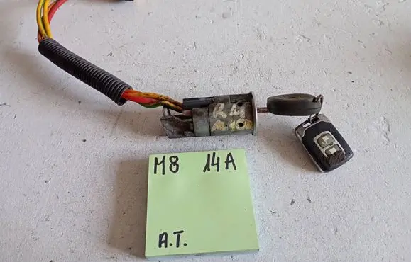 Renault Megane I Ignition lock
