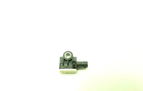 Mercedes-Benz ML W166 Airbag deployment crash/impact sensor A1668210151