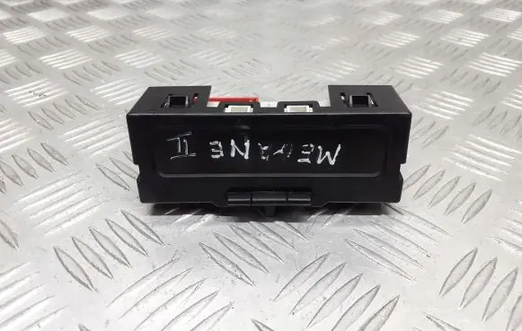 Renault Megane II Screen/display/small screen 8200107839