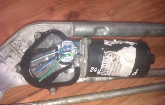 Nissan Primera Wiper motor