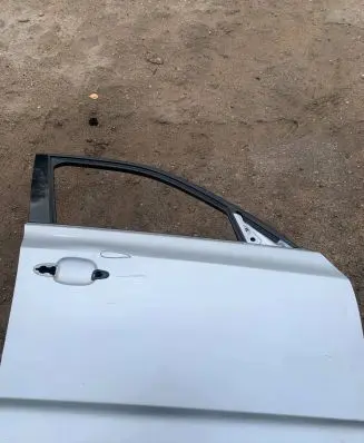 BMW X3 E83 Front door