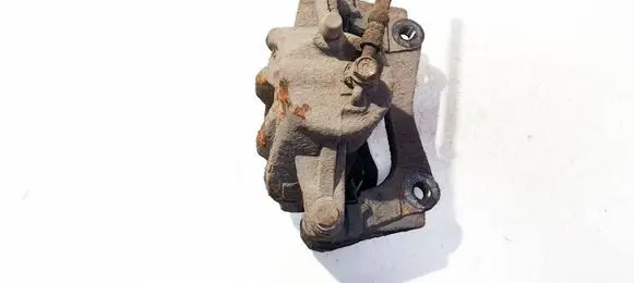Toyota Avensis T250 Front brake caliper 