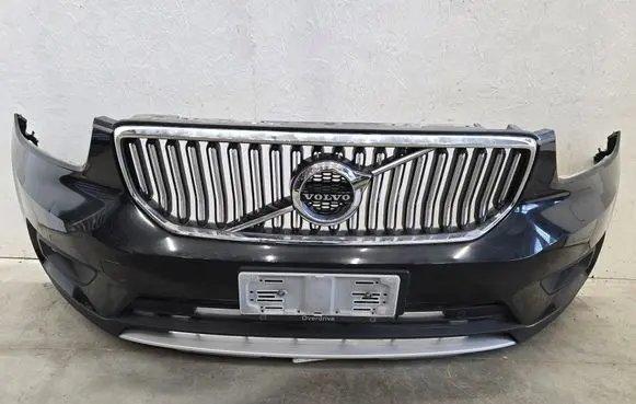 Volvo XC40 Front bumper 31449340