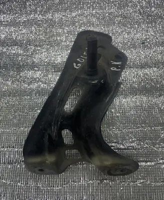 Volkswagen Golf V Fender end trim 