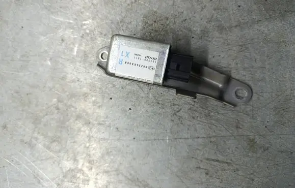 Subaru B9 Tribeca Airbag deployment crash/impact sensor 98236xa00a