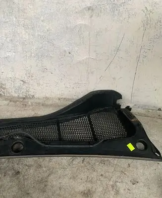 Citroen C4 Cactus Wiper trim 980159668a