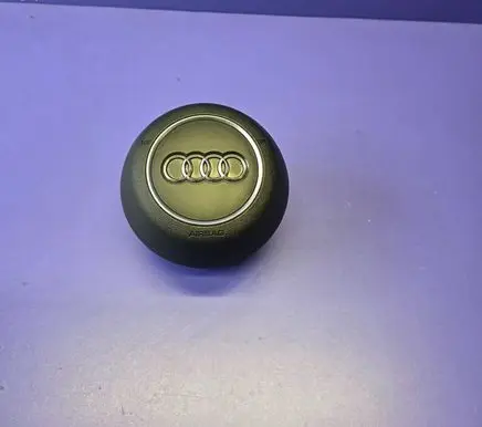 Steering wheel airbag