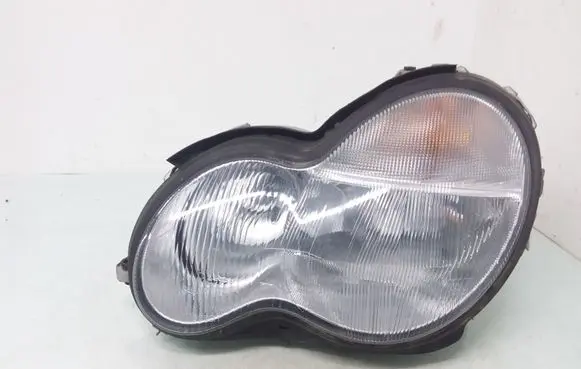 Mercedes-Benz C W203 Headlight/headlamp A2038200161 0301166201