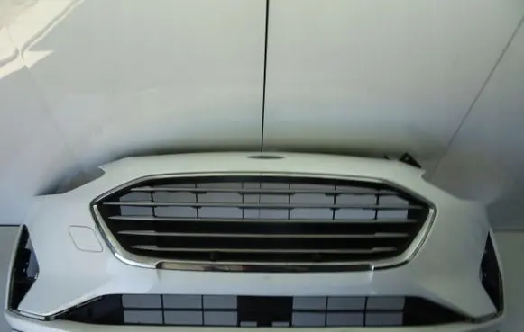 Ford Focus Front bumper 4FX1xxxxX