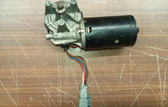 Renault Scenic I Wiper motor