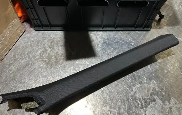 Peugeot 308 (A) pillar trim 9677359377