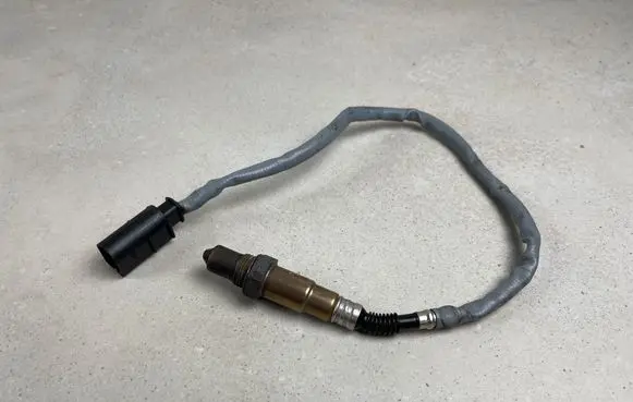 Mercedes-Benz E W213 Lambda probe sensor 0065424918 0281004203 0281004204