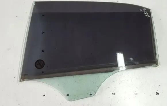 Mercedes-Benz E W212 Sliding door window/glass 