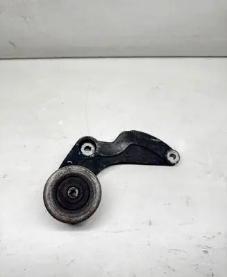BMW 5 E39 Generator/alternator bracket 2248561 11282248561