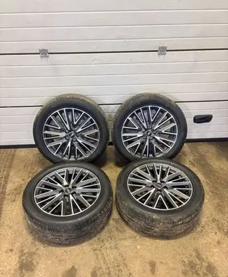 Audi Q3 F3 R19 alloy rim 83A601025L