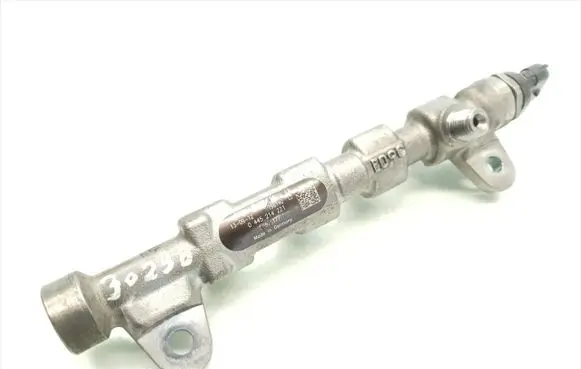 Opel Zafira B Fuel main line pipe 55576177 0445214221