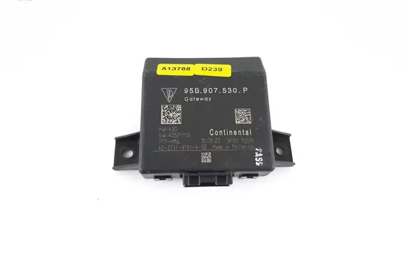 Porsche Macan (95B) Gateway control module 95B907530P 95B907530