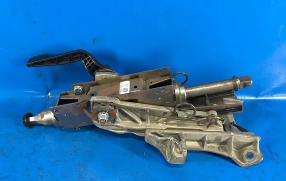 Ford Mustang VI Steering wheel axle GR3Z3C529J