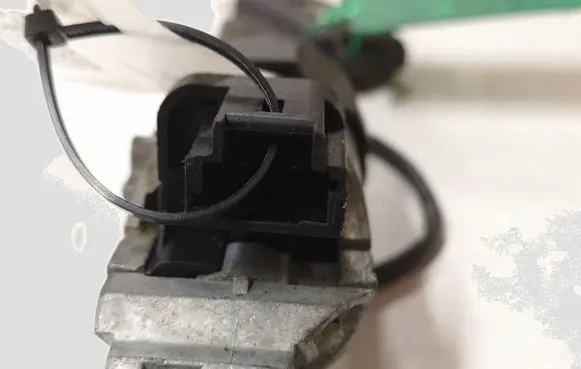 Peugeot 407 Ignition lock 9648445180