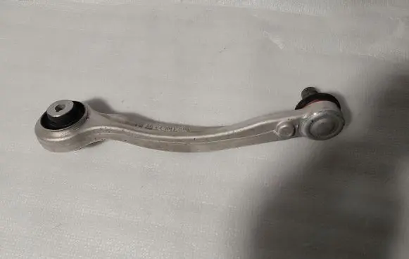 Audi Q8 Front control arm 4M0407510B