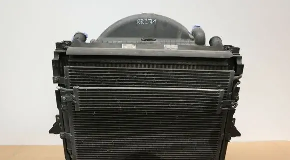 Land Rover Range Rover Sport L320 Radiator set PML500040 PDA500550 PIB500230