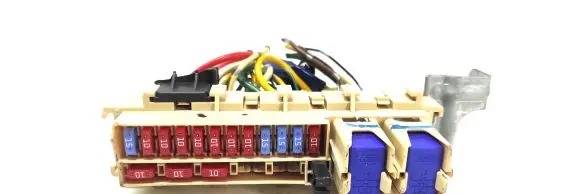 Nissan Micra Fuse module