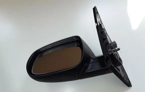 KIA Ceed Front door electric wing mirror E4023110
